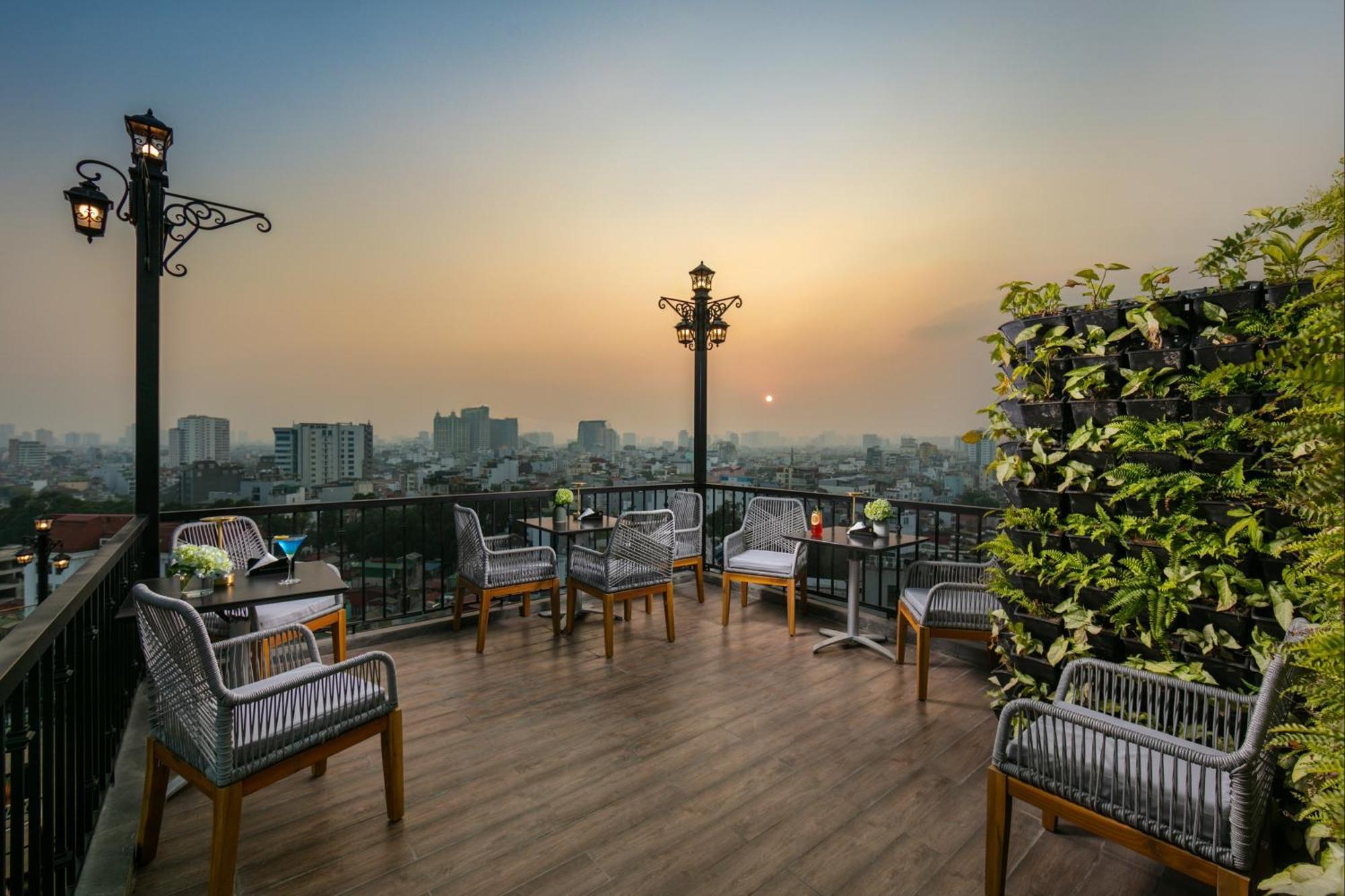 May De Ville Corner Hotel ฮานอย ภายนอก รูปภาพ